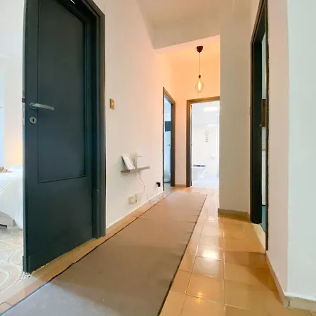 Casa Tommasini * רומא